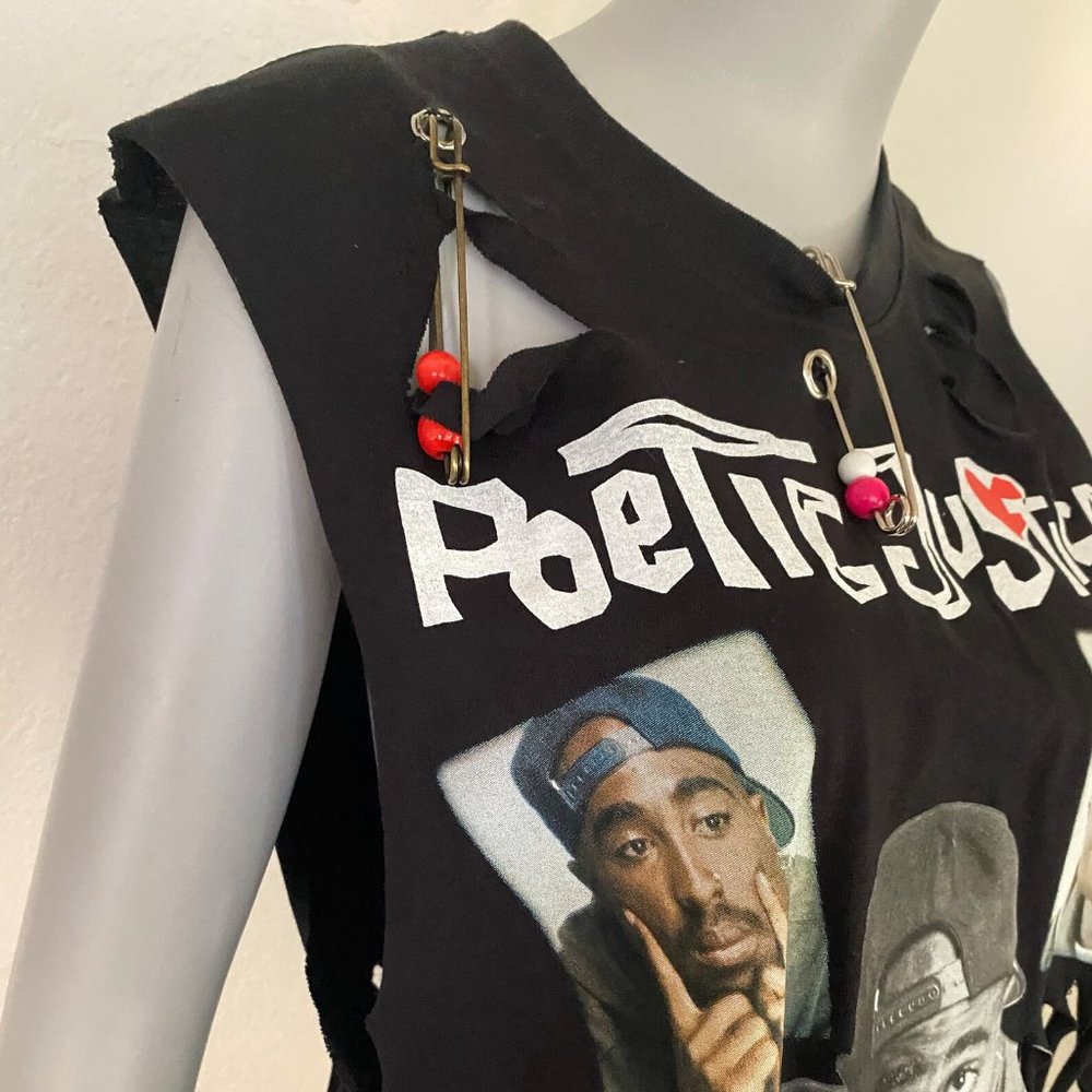 RETRO inspired 90s TUPAC T shirt